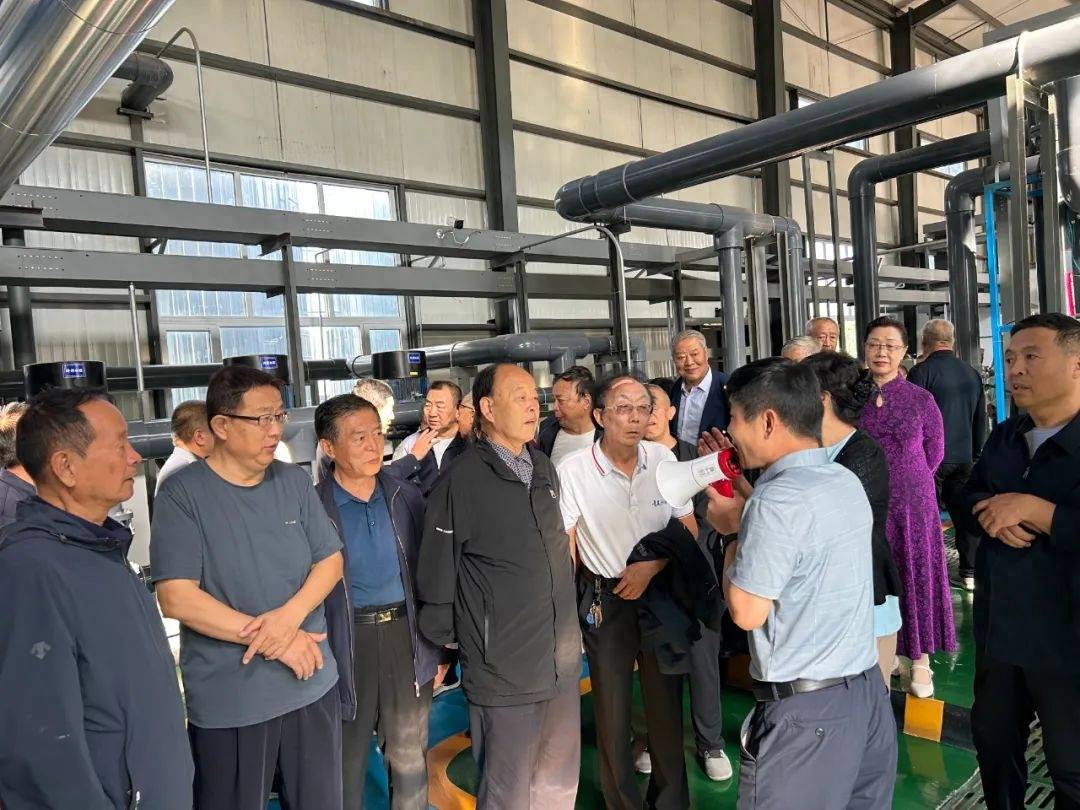 副县长成坚经济开发区党工委书记,管委会主任刘大鹏文水县组织全县离