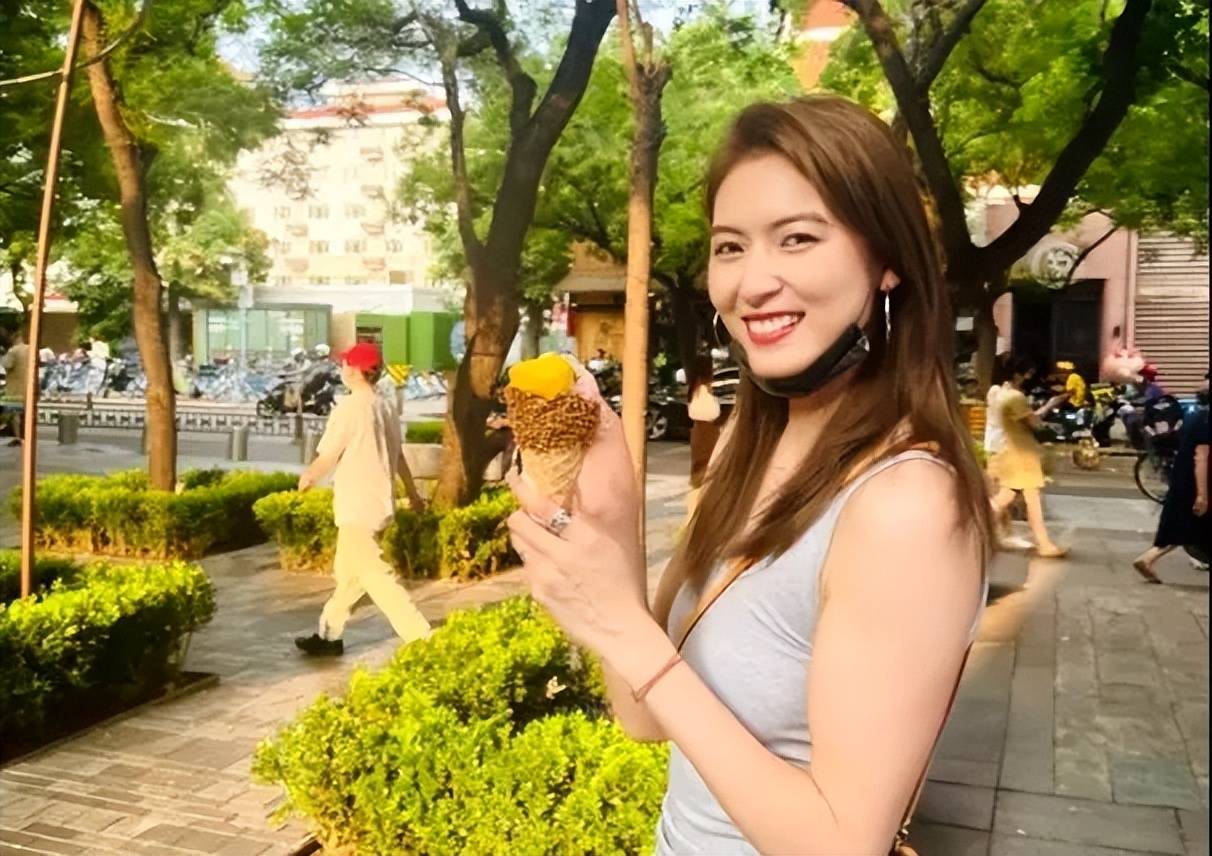 缪伊雯:长相酷似angelababy有东方之美,跻身女排的核心球员之列_接应