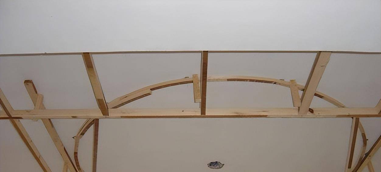 宴会_沈渤_郑连福