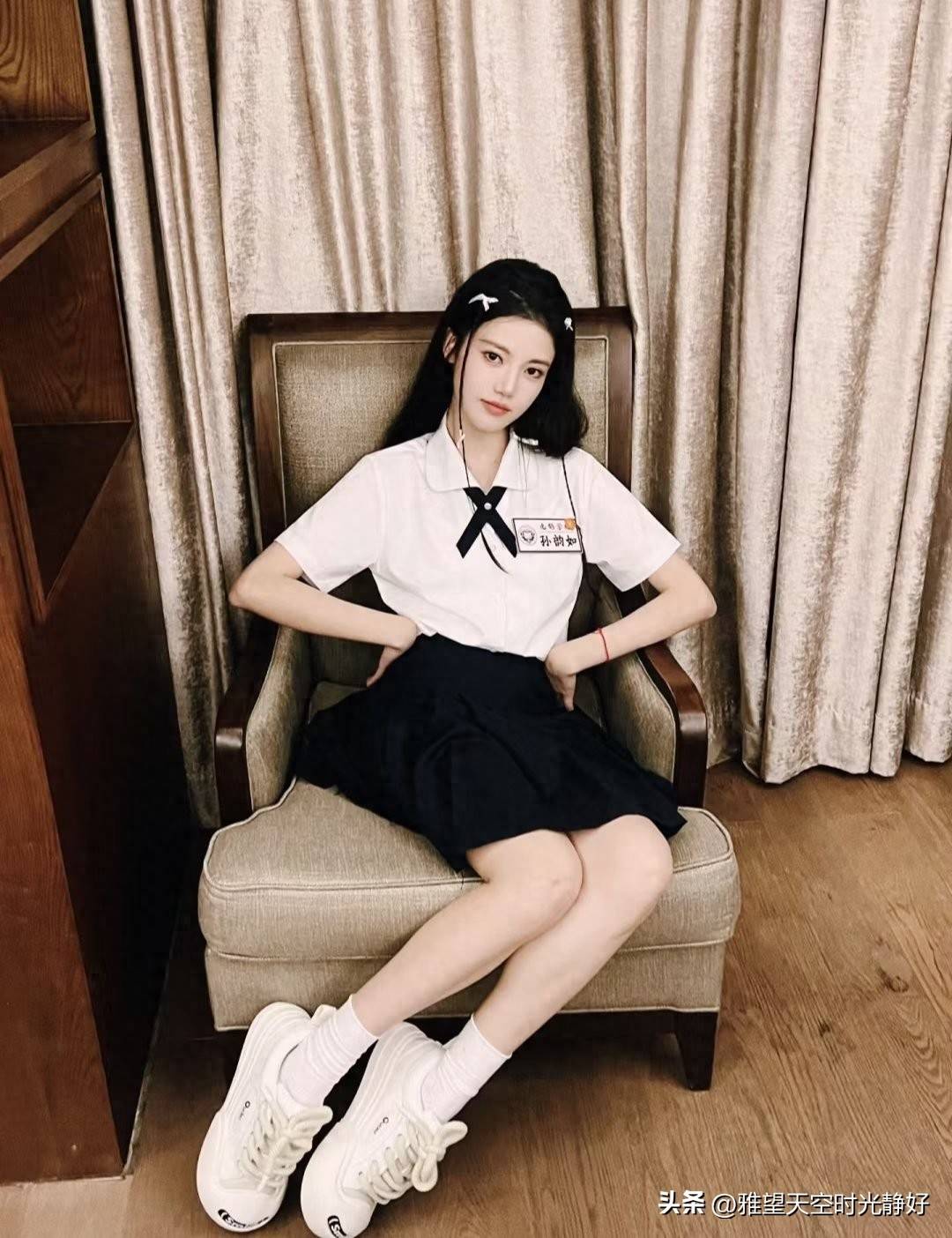 盘点内娱女明星校服造型合集 谁才是你心中认定的最美校花呢?