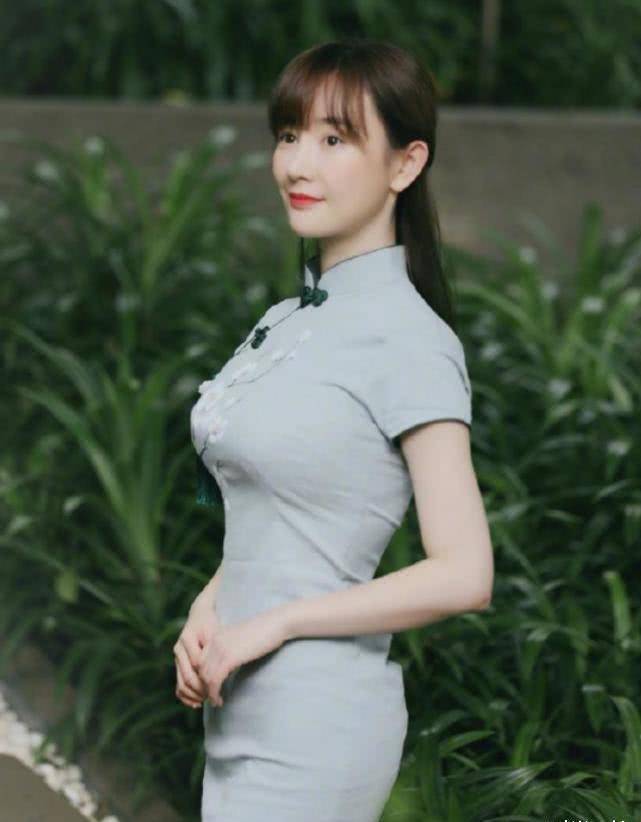 有种"时尚过猛"叫张檬,当她穿上旗袍那一刻:男粉都沦陷了_身材_因为
