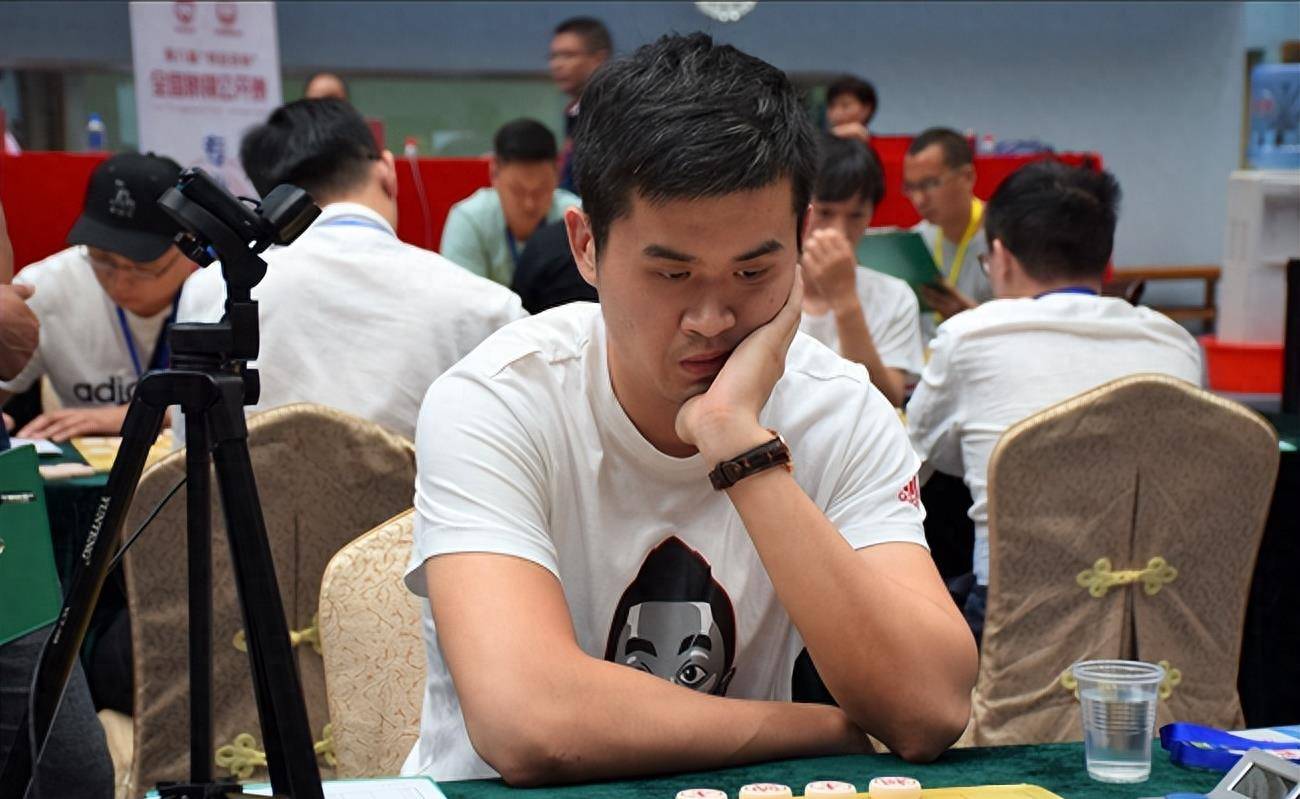 王天一和蒋川的排名争议:尊重长辈还是等级分考量?