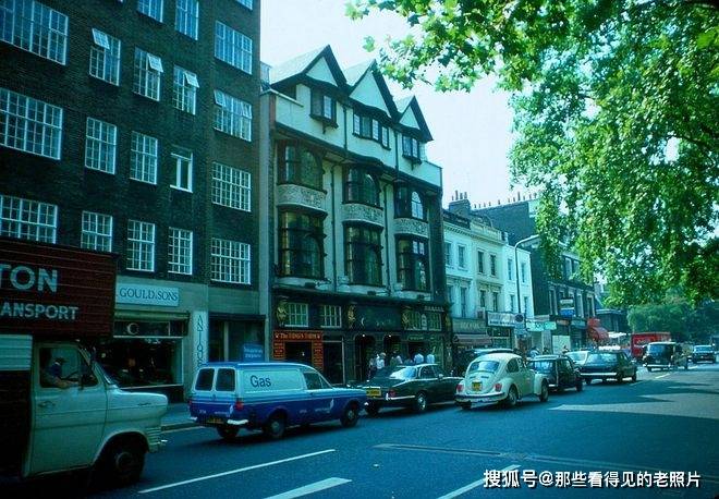 老照片 1986年的英国伦敦金融城 依然是那么的热闹