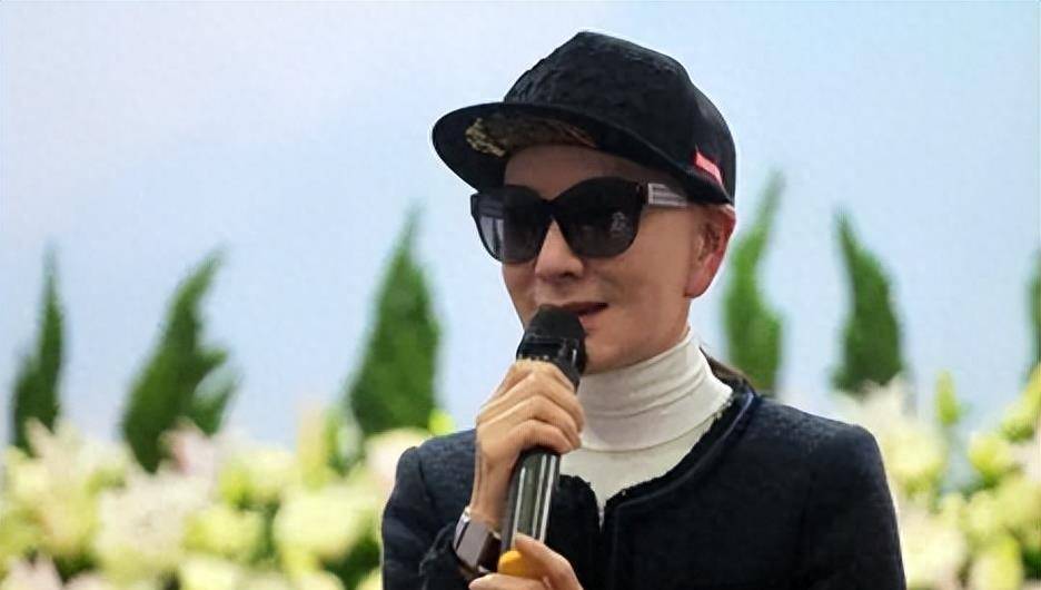 夏台凤:在《回家的诱惑》中报复渣男,现实却被同性恋老公骗婚_邹森