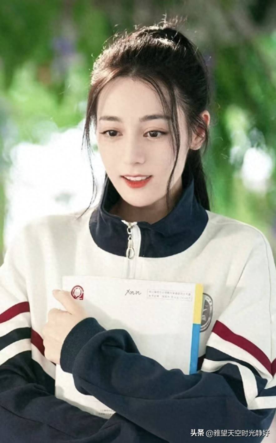 盘点内娱女明星校服造型合集 谁才是你心中认定的最美校花呢?