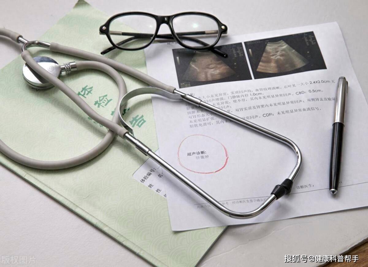 食管癌患者化疗后喝水都想吐，顺铂的4种主要副作用，一定注意！_搜狐网