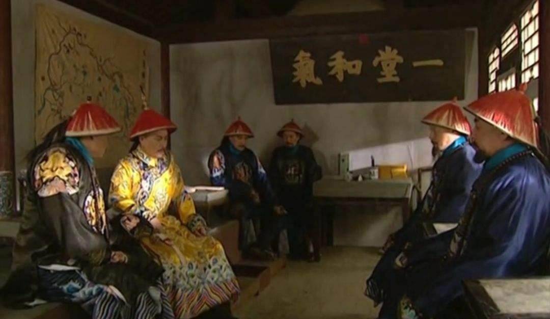 清朝灭亡之前,手握重权的军机处为什么被撤销了?