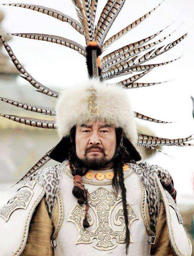 康熙一生最大的敌人,被誉为"半人半神",他死后康熙