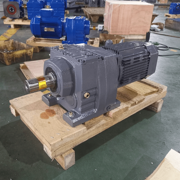 东营优选 供应r系列r57斜齿伞齿轮硬齿面减速机电机三相异步变频刹车