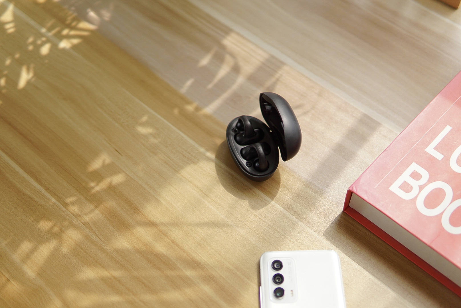 新物种耳机出现？不入耳也能听得见，塞那z51AI MAX测评