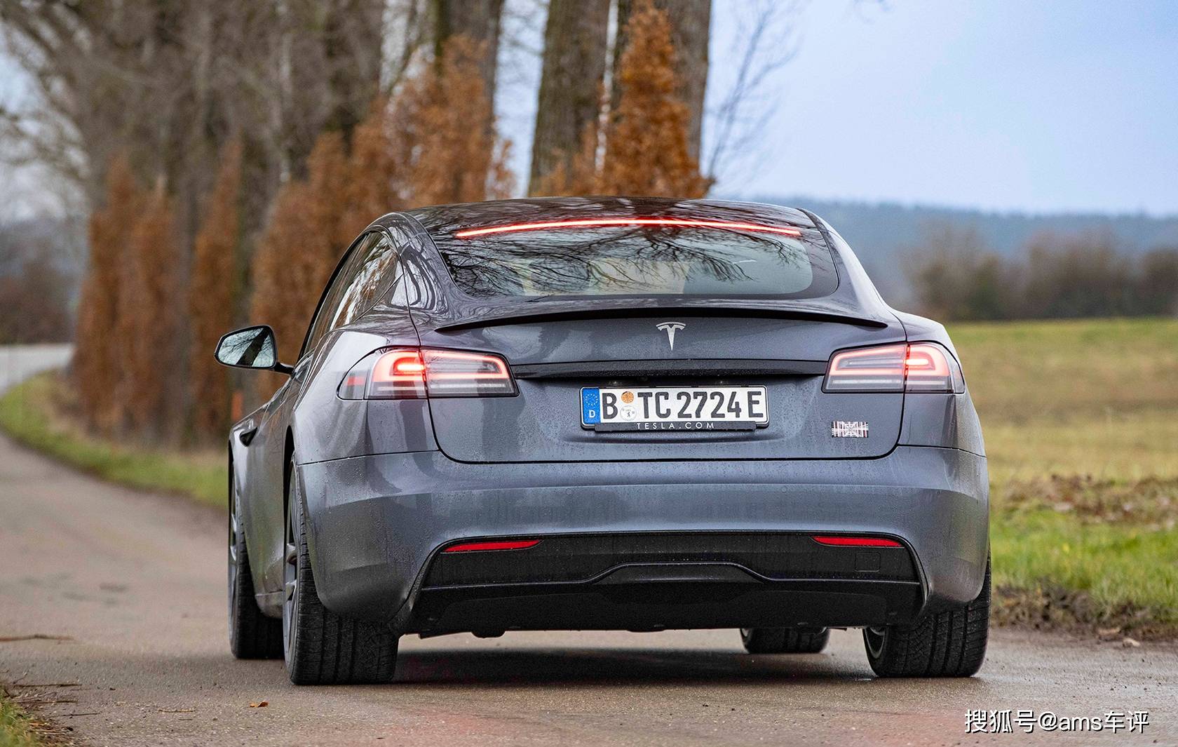 全力"破格":特斯拉model s plaid_搜狐汽车_搜狐网