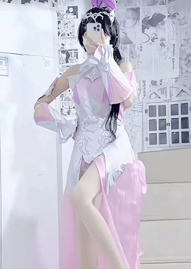 斗罗大陆:小舞cos新风尚,白丝与肉丝的完美融合,美腿控们的盛宴_女神