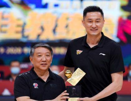 姚明不惜申请特批,但他却撂挑子还装不知道,cba江湖啊_杜锋_广东队