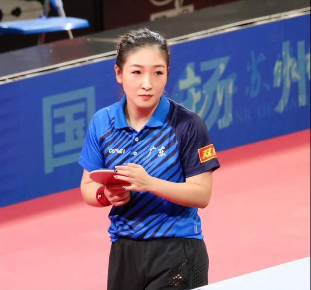 刘诗雯628天归来击败世界第六:又美又飒从未改变_比赛_天一_退役