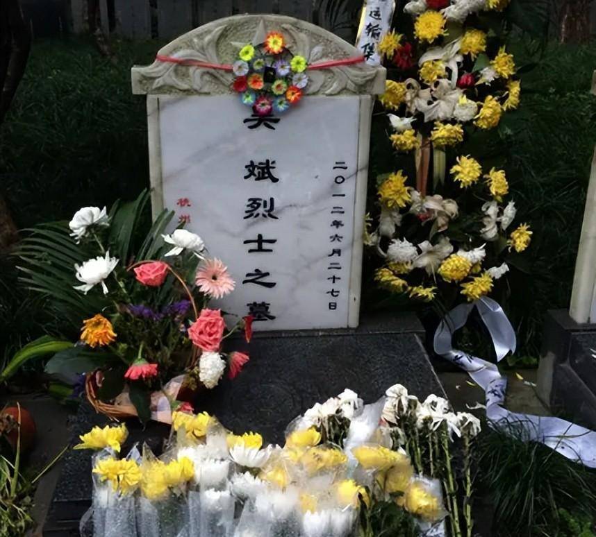 12年,浙江47岁司机肝脏破裂,40秒拯救24人生命,上