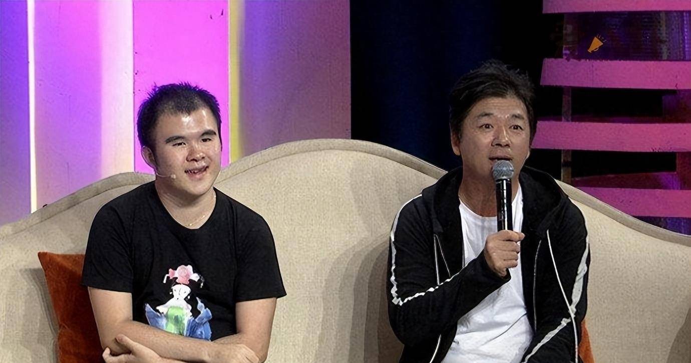 生下残疾孩子的4位著名明星,个个有钱也难治,来看看都有谁?