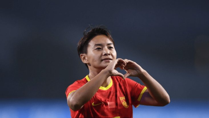 奥预赛女足征召王霜等7人回国,引发巨大争议,水庆霞很无奈_中国女足