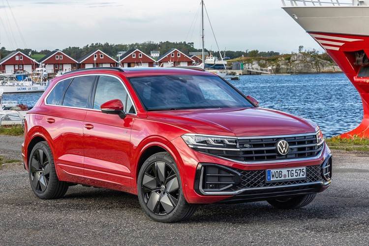 最贵车排行榜_图全球最贵十大豪车排行,劳斯莱斯才排第八!_4_深圳论坛_爱卡...(2)