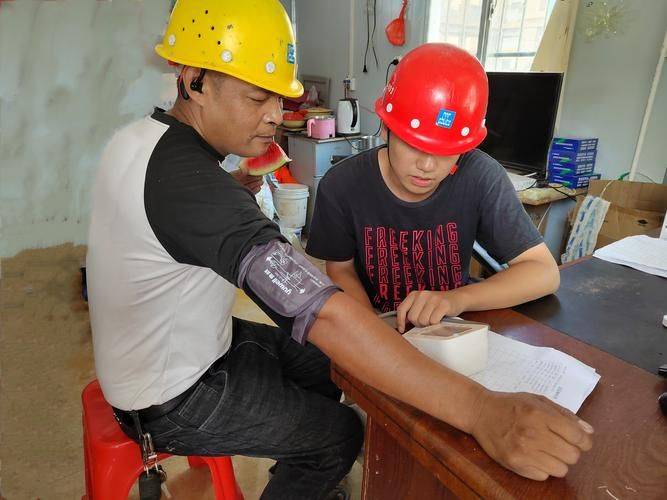 鱼泡网作为一家专业的招聘信息平台,其核心价值在于