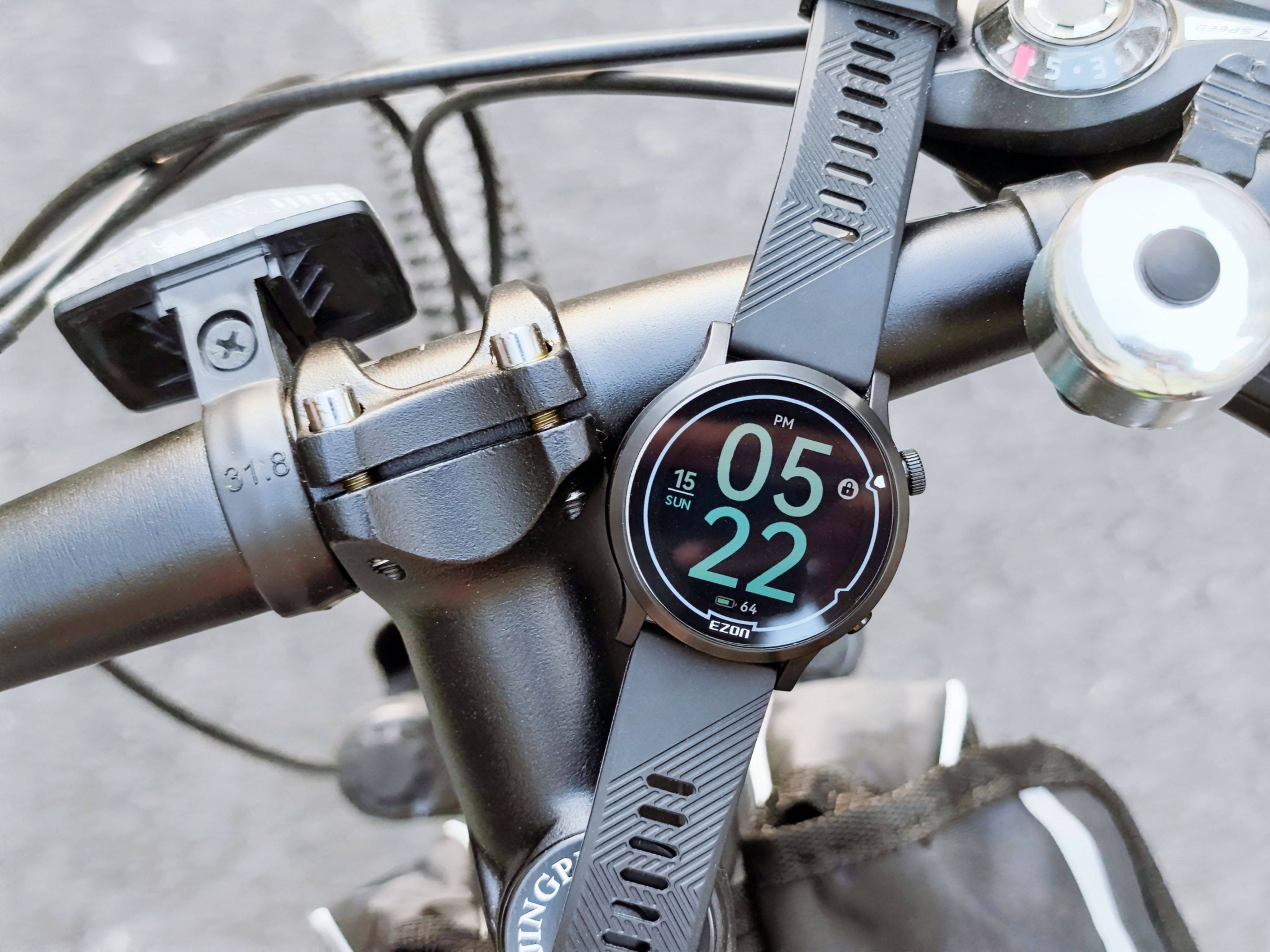 只需千元即可拿下五星定位的“腕上陪练”,宜准R7到底值不值得买?