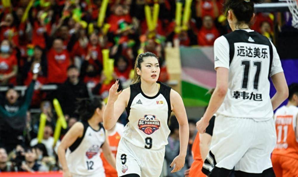 女篮冠军豪门补强冲冠,挑战韩旭李梦五巨头_内蒙古_实力_广东