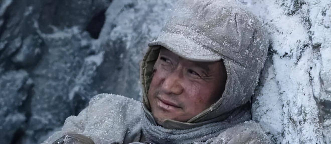 硬汉吴京:全身缝高达100多针不用替身,汶川地震收养2名罗汉娃_谢楠