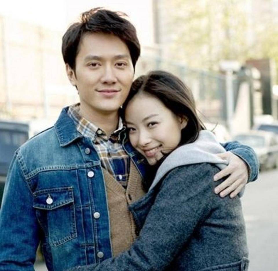 冯绍峰出道后潇洒倜傥,共有8段爱情,与倪妮林允恋情最为轰动_赵丽颖