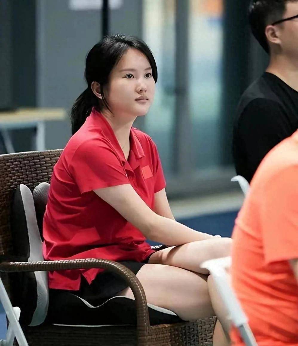 31岁陈若琳的爱情故事:拒绝霍启山的追求,却对于大宝情有独钟!