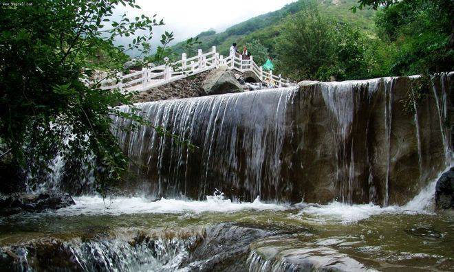 野三坡百里峡是国家5a级景区,被誉为天下第一峡