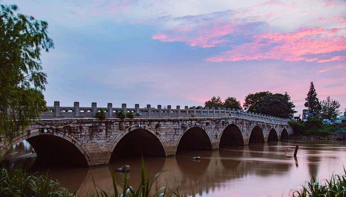 南京广州路中国象棋桥独具魅力特色_文化_建设_棋子