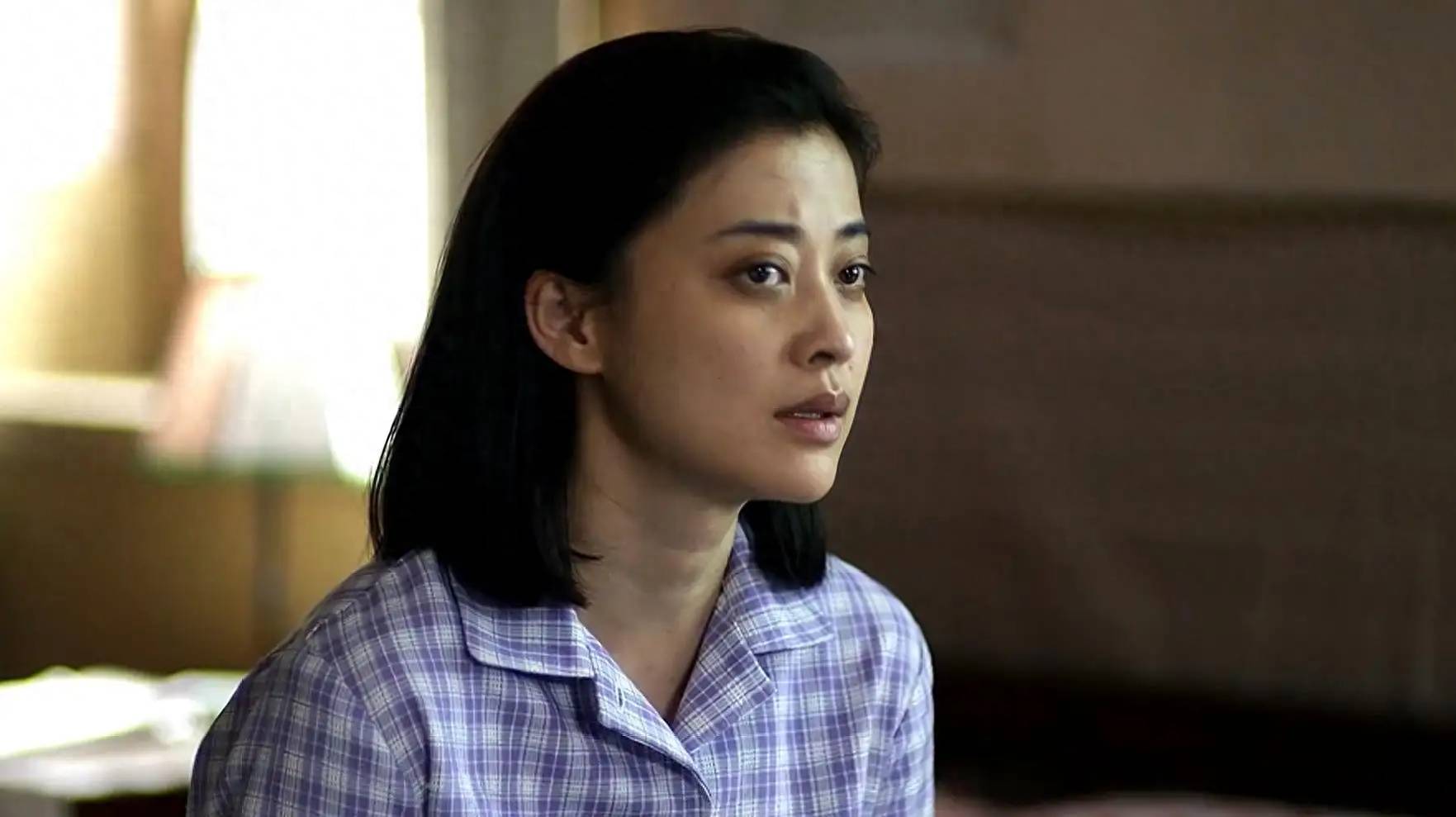 把章子怡和胡静放在一起,差距就出来了_秦海璐_袁泉_毕业