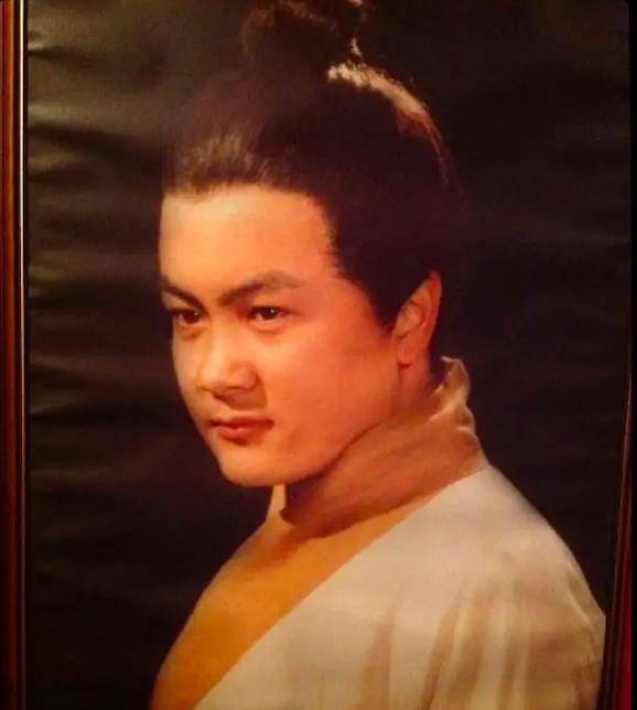 《红楼梦》的贾宝玉,落选原因,让人有些遗憾_角色_欧阳奋强_身高