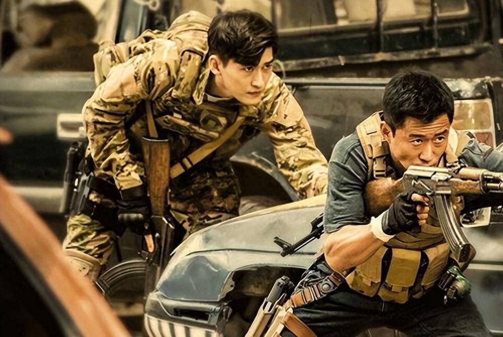 换成了吴京的好友卢靖姗,而且原本饰演卓亦凡的王思聪,也被换成了张翰