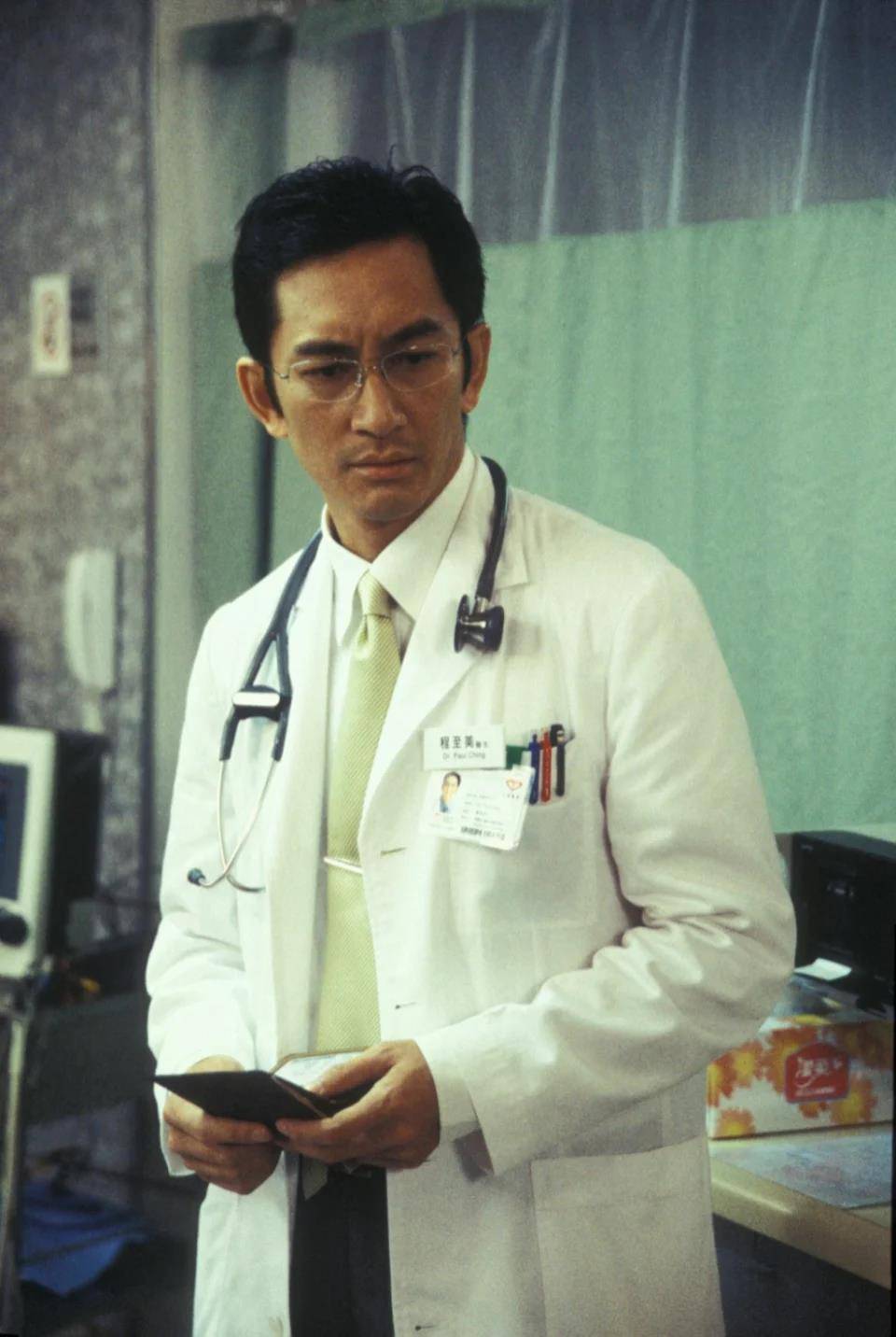 吴启华下月重返tvb拍剧 11年后再披医生袍掀回忆杀_至美_安琪_游嘉欣