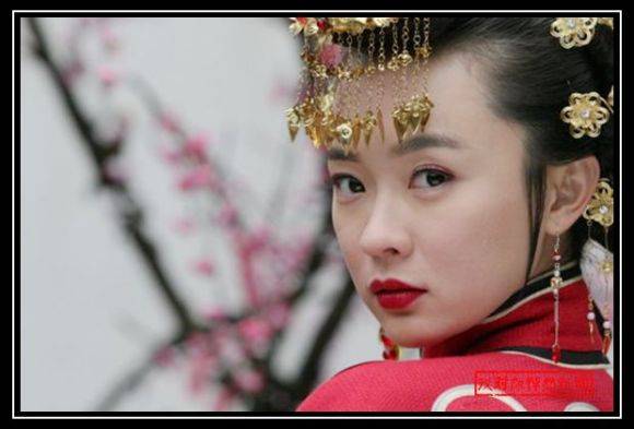 玉儿应该是剧中最讨喜的女性角色了吧出自:轩辕剑之天之痕演员:李呈媛
