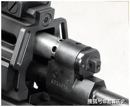 56×45mm和7.62×39mm兩種口徑,預計將來還要研製6.8mm spc口徑.