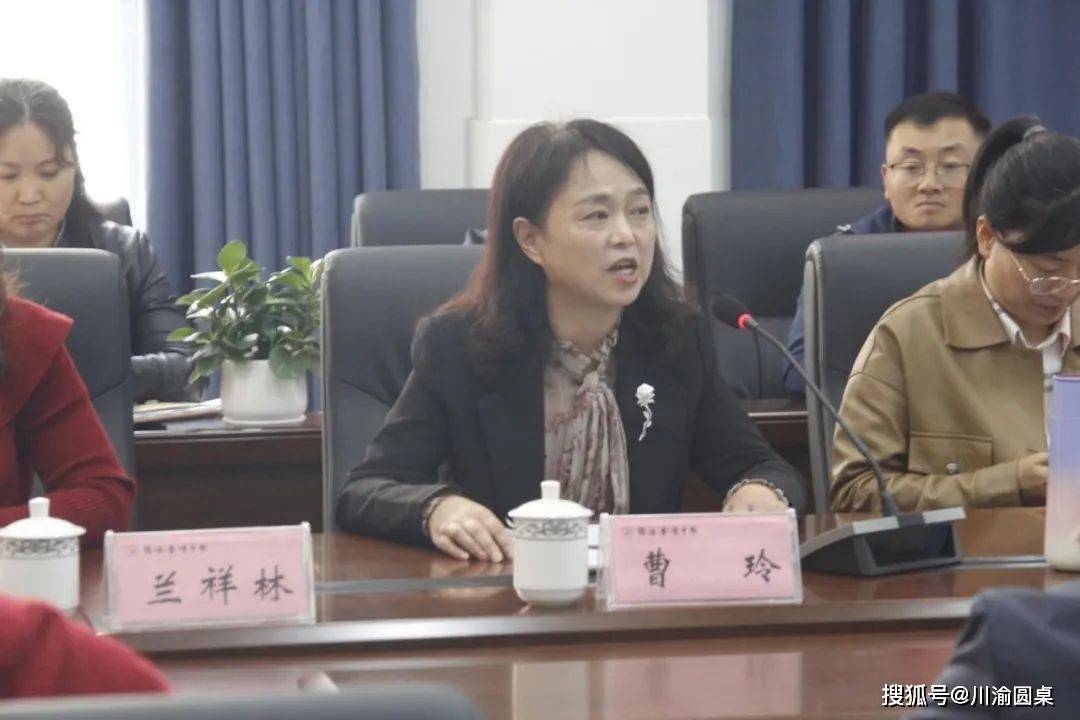 王德广校长衷心感谢教科所领导,专家对普明中学初中教育发展的关心和