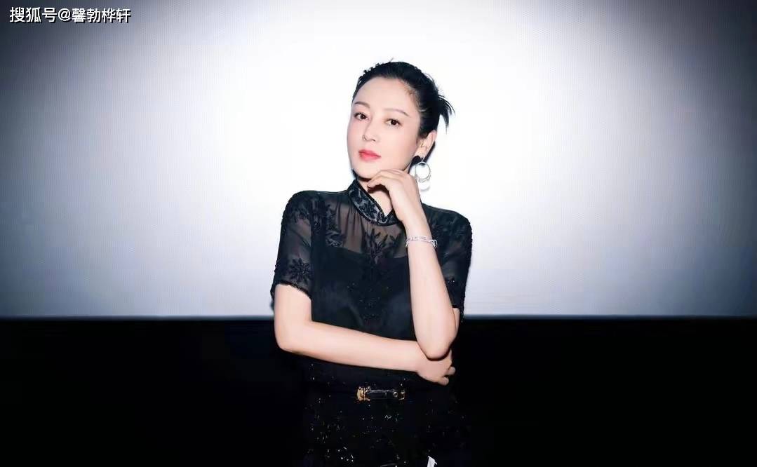 陈红家庭教育警示:父母榜样何在?儿子陈飞宇的"睡粉"事件引发思考.