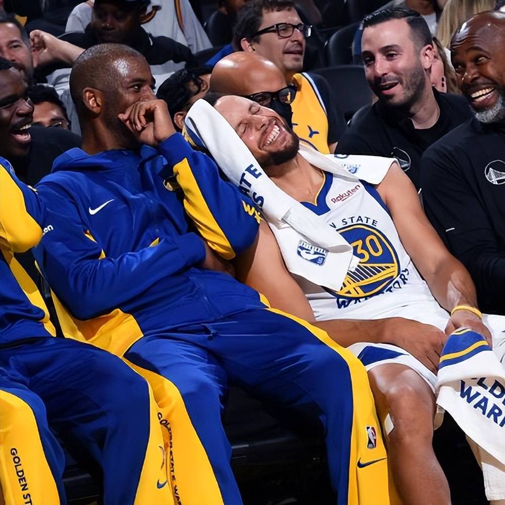 珠联璧合——保罗这个进攻放大器,让库里不用再戴着"镣铐"跳舞_金州