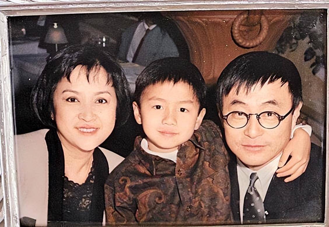 刘家昌和甄珍到底谁在说谎?_儿子_文件_婚姻