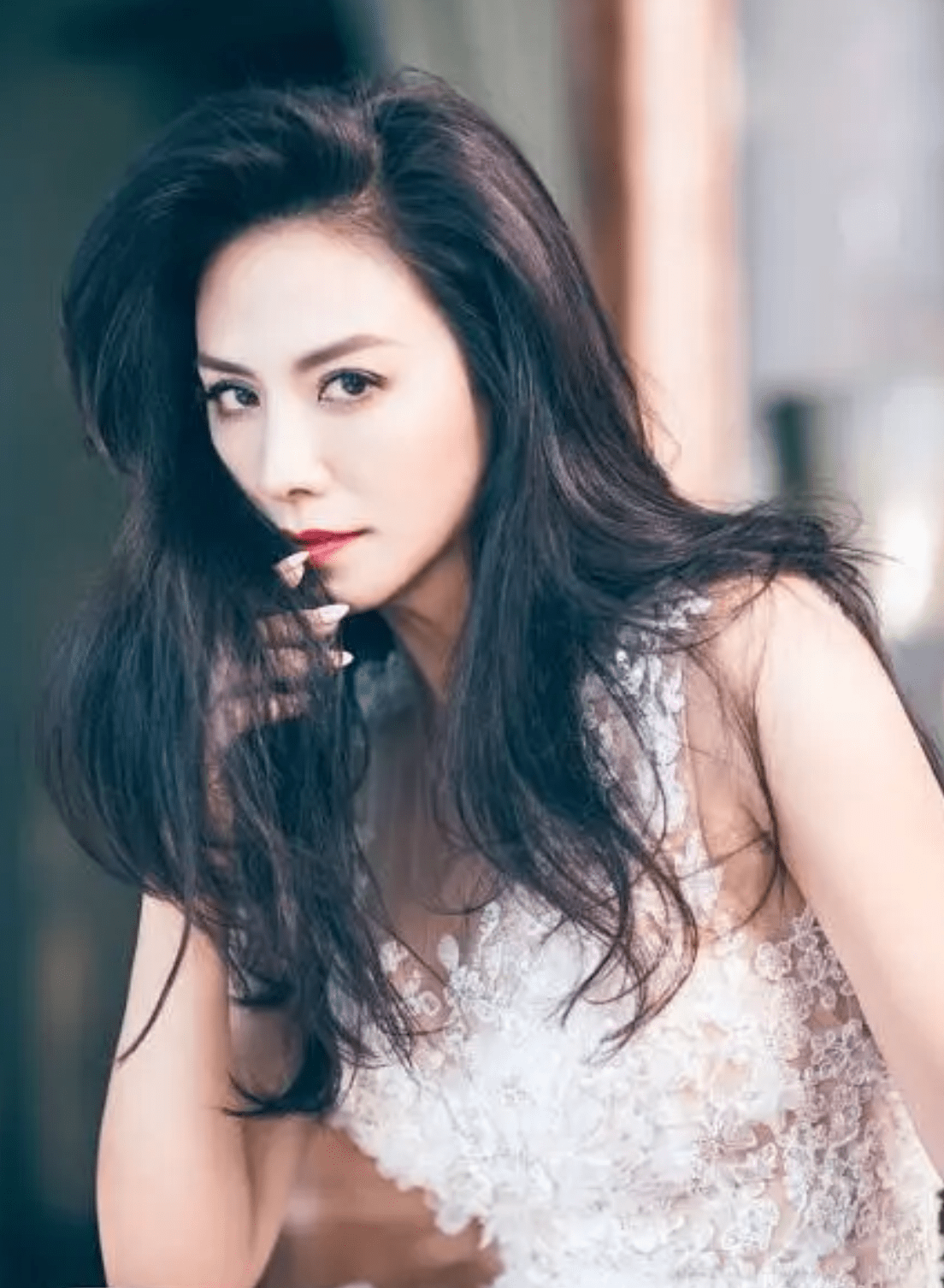 演员田丽:情断马景涛,2段失败婚姻,没人敢潜规则她_父母_女儿_设计