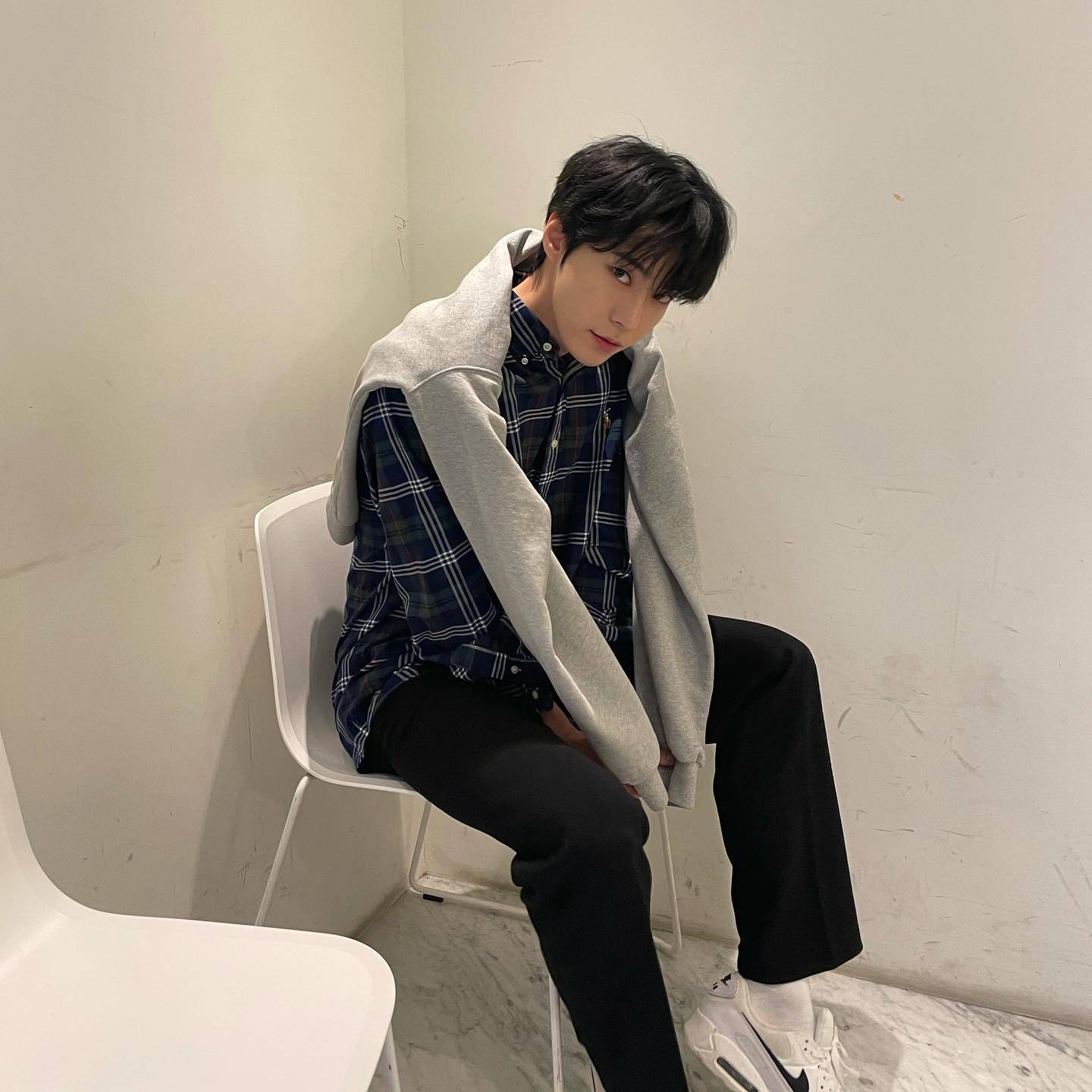 精选10个「男友照达人」韩星,车银优,黄旼炫让人好心动!