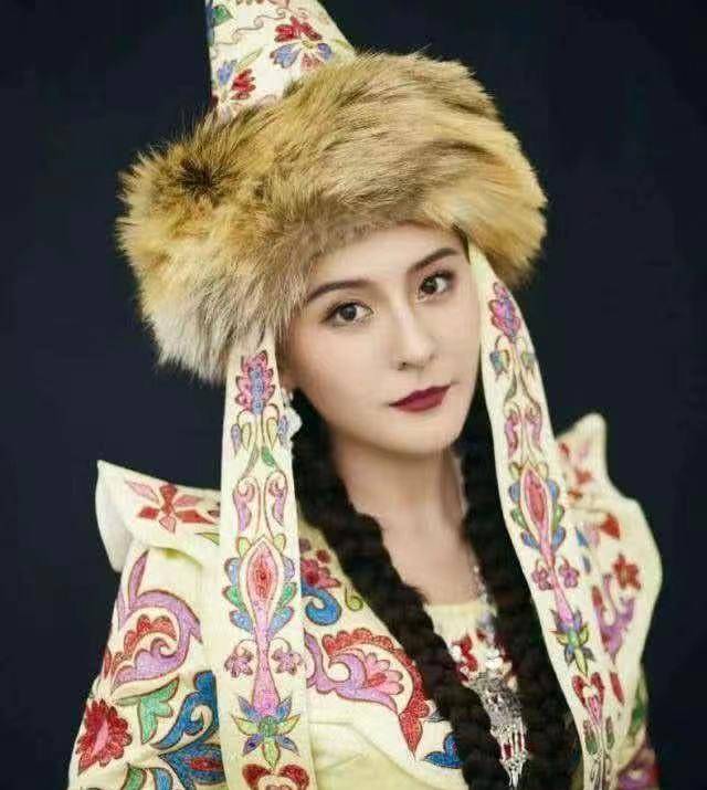 水花姐热依扎:出道11年,从小透明变大女主,孩子生父是谁不重要_女儿