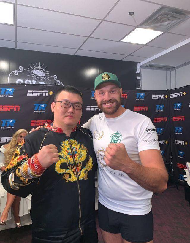 张君龙或ko纳甘诺,拯救重量级拳击,令泰森富里无地自容_比赛_西克