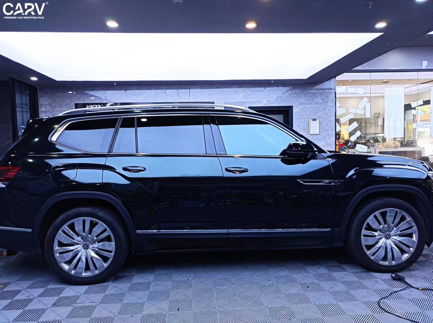 大众途昂卡孚改色膜修复祖母石绿,气质出众_搜狐汽车_搜狐网