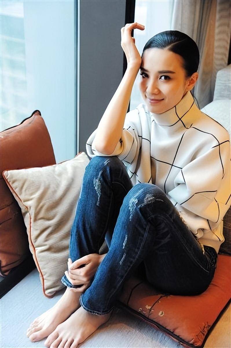 小宋佳:直言喜欢有才华的男人,41岁却依旧未婚_陈龙_生活_上海