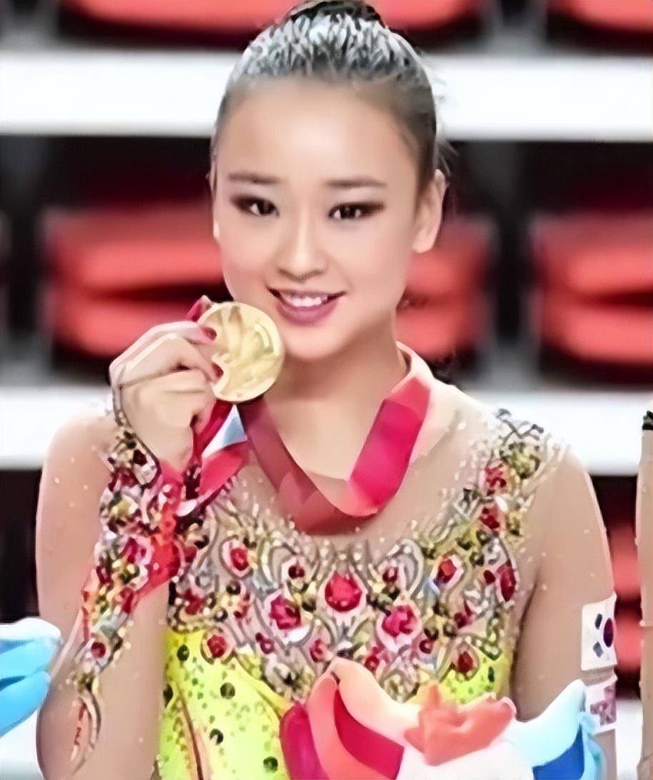 非中国人不嫁的女孩许昭英,为爱不顾一切来中国,就要嫁黄力平_体育界