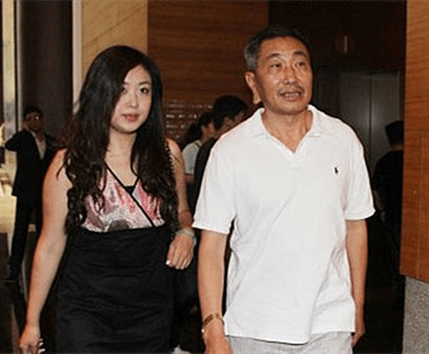演员杜源:4岁认识爱妻,结婚41年零绯闻,如今女儿成了他的骄傲_范小春