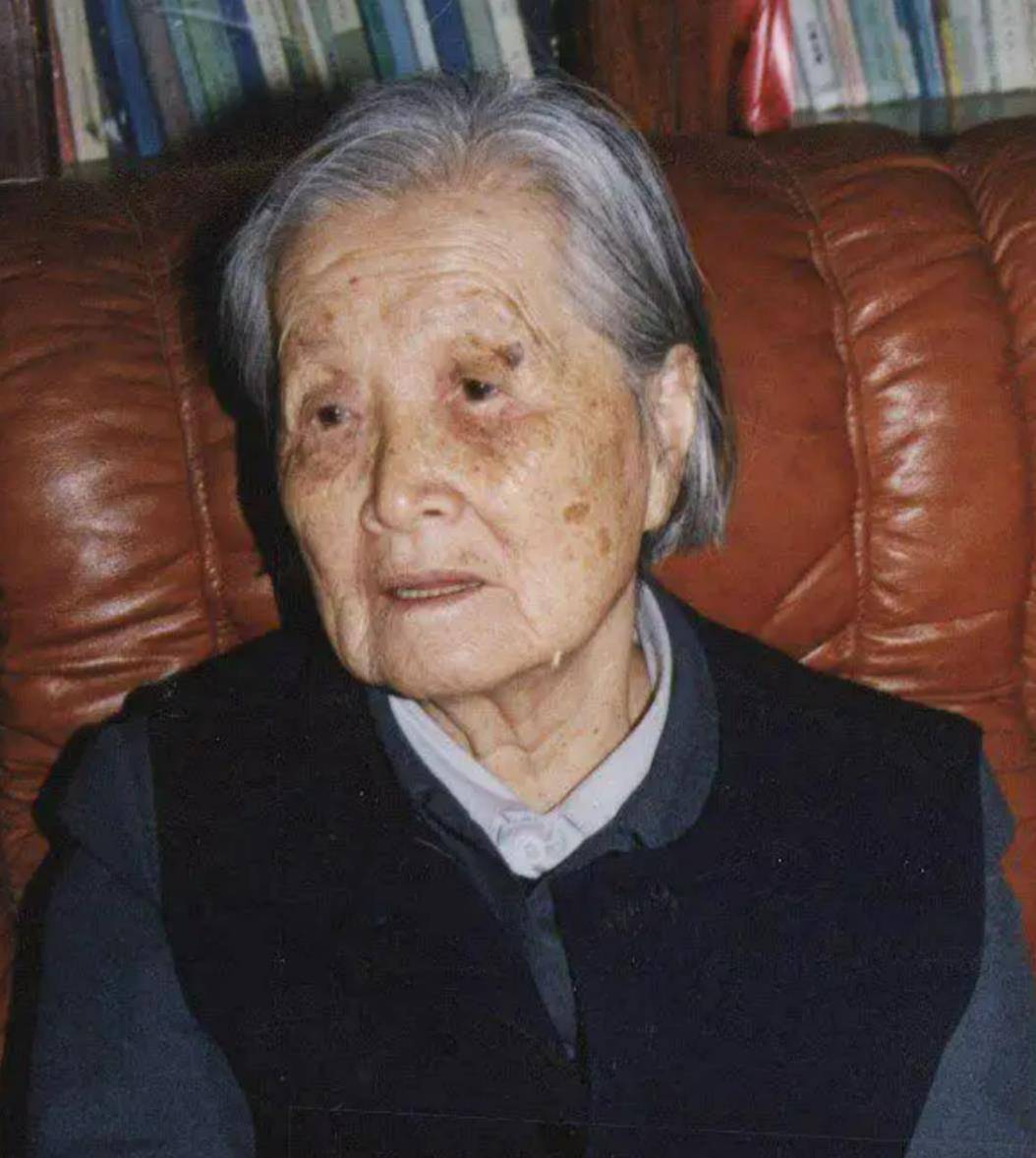 王季青:王震之妻,1957年被停职,5年后平反,三个儿子都很优秀_成为了