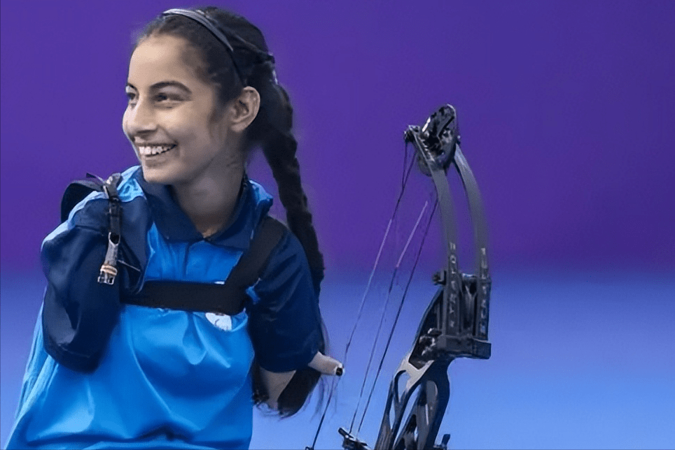 作为唯一的无臂射箭运动员,西塔尔打进了女子个人复合弓决赛,同样收获